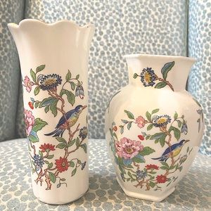 Aynsley Pembroke 2 Vases Mayfair & Chelford Bone China England